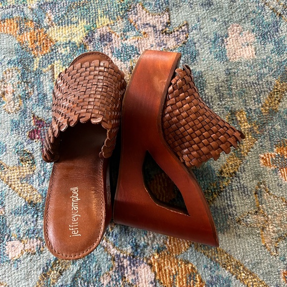 Jeffrey Campbell Barela Wedge - Picture 3 of 4